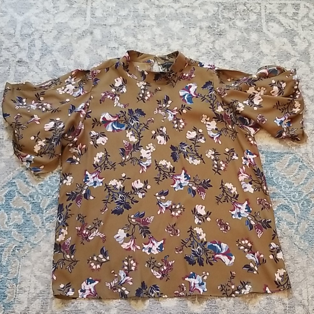 Ann Taylor floral high neck cold shoulder blouse